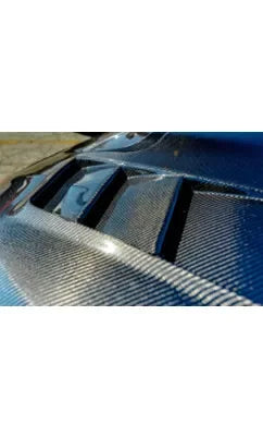 Capó delantero estilo RE en fibra de carbono para Mazda MX-5 NC (2005-2014)